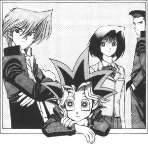 Sarjan päänelikko yhdessä.