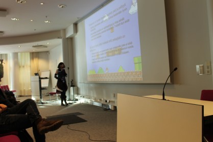 Ohjelmassa tuli paljon keskustelua mm. Kingdom Heartsin mekaniikoista, tarinasta ja myös sen sivupeleistä.